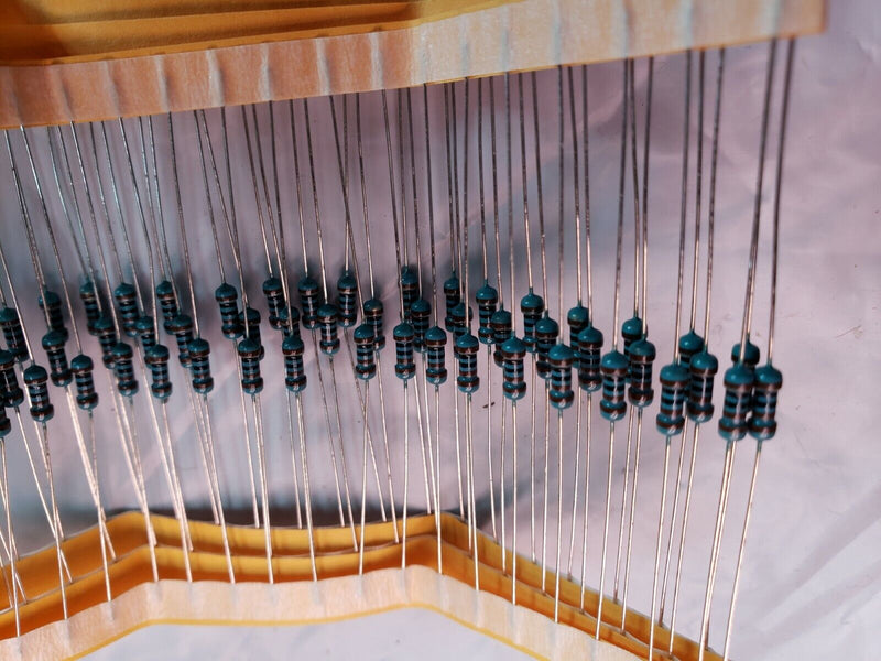 Load image into Gallery viewer, qt,10,20,50, or 100 x 1k Ohm  Resistors 1/4 Watt -  USA shipping