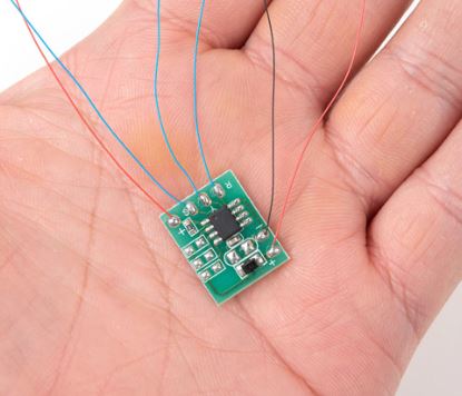 Load image into Gallery viewer, Flasher Contol Circuit Board for HO N Scale Train Crossings/ Traffic Light Signal And More